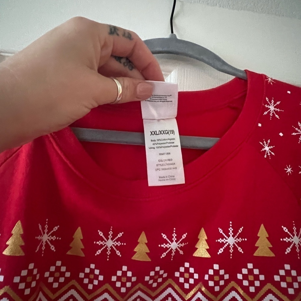 Women's Christmas Holiday Sweater - Picture 7 of 8